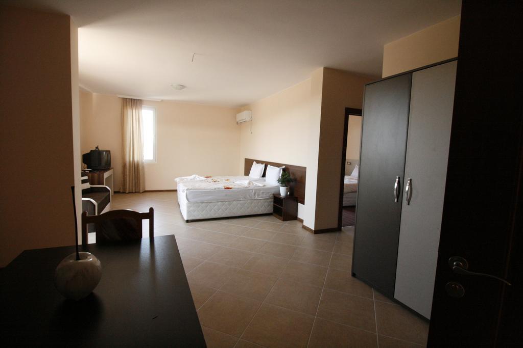 Hotel Marant Созополь Экстерьер фото